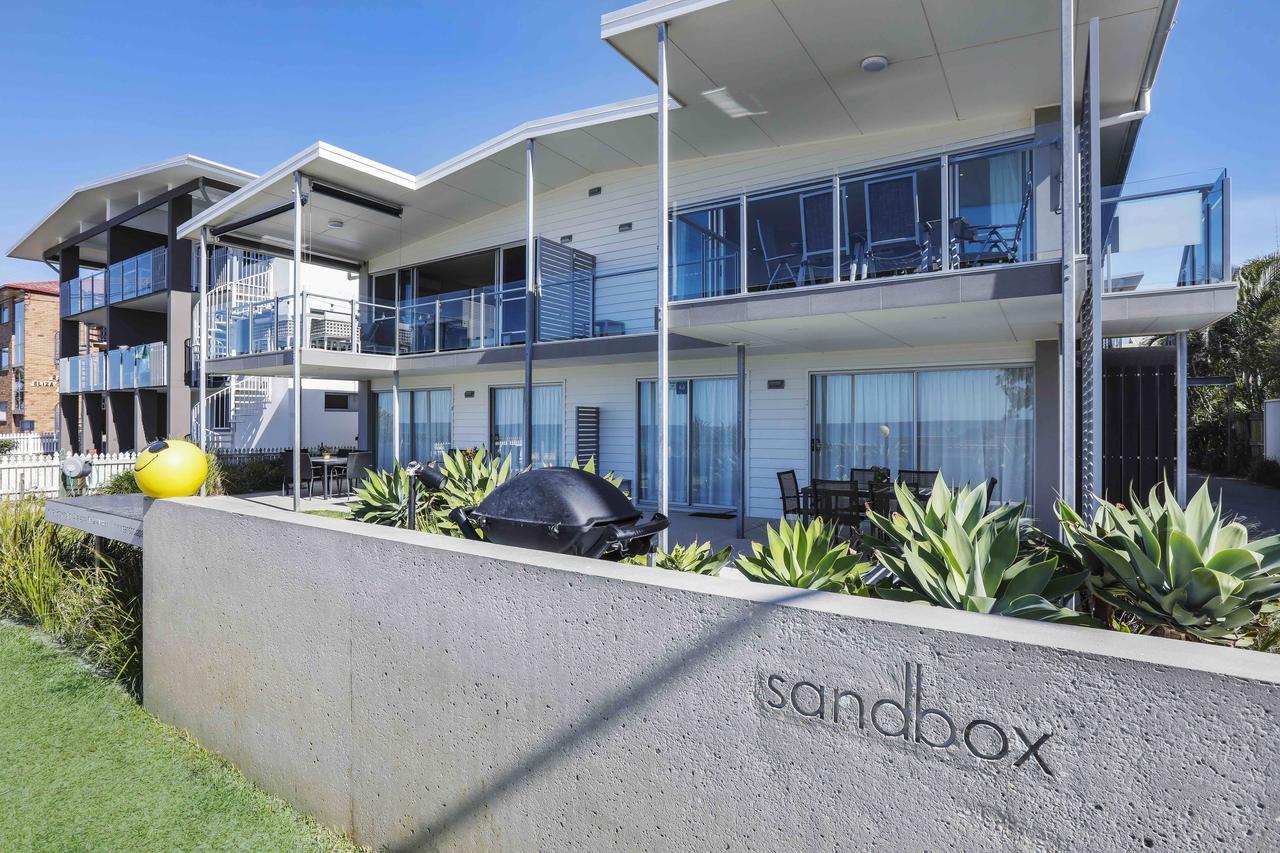 Sandbox Apartments Gold Coast Exterior photo